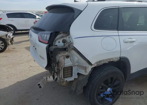 2019 Jeep Cherokee Latitude Fwd from USA, damaged, VIN 1C4PJLCB8KD373325